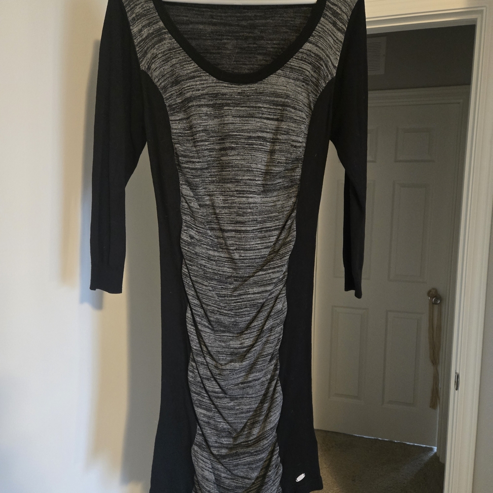 GUESS Black and Gray Ruched Long Sleeve Dress